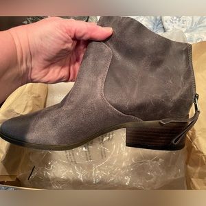 Brand new size 9.5 Lucky boots